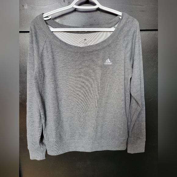 S grey Adidas sweater - Picture 1 of 2